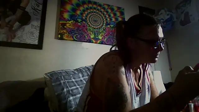 SparklesB1tch online show from September 17, 7:01 pm