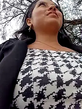 LunaHot 777 online show from February 1, 8:29 pm