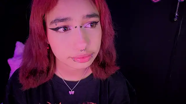 zoelight18 online show from September 19, 4:22 am