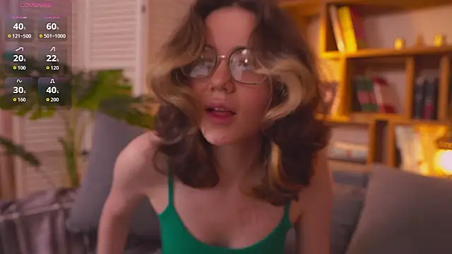 Sunny Teaze online show from March 27, 12:28 pm