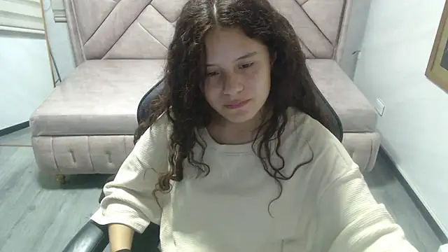 Velvet Moon V online show from February 17, 8:19 pm