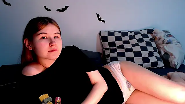 litle owl online show from November 20, 9:21 am