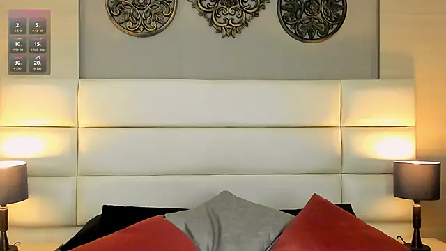 SuzzieSweet online show from February 19, 9:35 pm