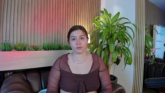 Snapshot of AdelaTaylor chatting on September 25, 7:34 pm AdelaTaylor online show from September 25, 7:34 pm