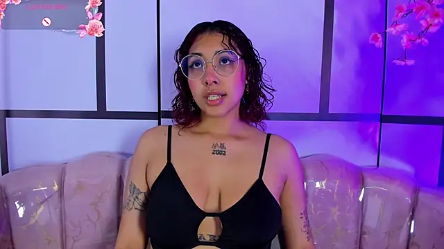 Olivejoness online show from September 24, 5:50 am