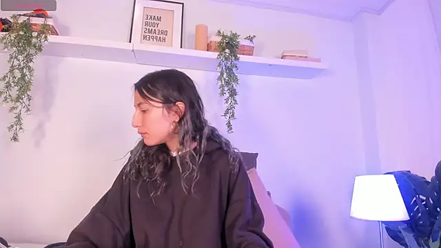 Vampgyal online show from November 18, 9:38 pm