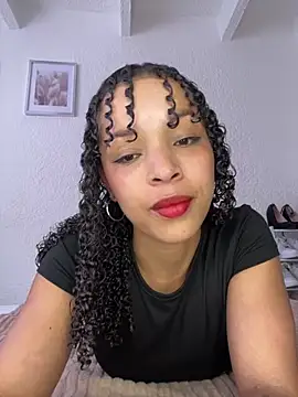 Yasmin777  online show from March 16, 6:34 pm