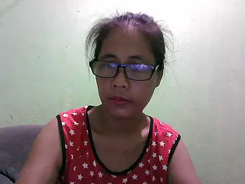 HotLadyPinay32 online show from March 18, 9:53 pm