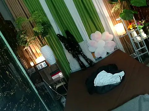 kendallxsubhunter online show from December 23, 1:31 am