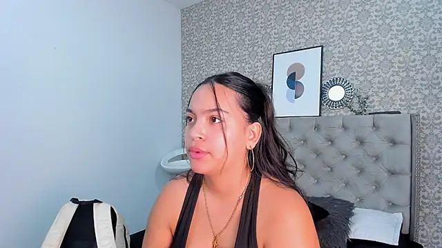 Grace Hollis online show from September 23, 5:00 pm