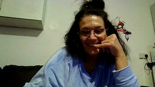 RubyyRosee online show from July 15, 5:45 am