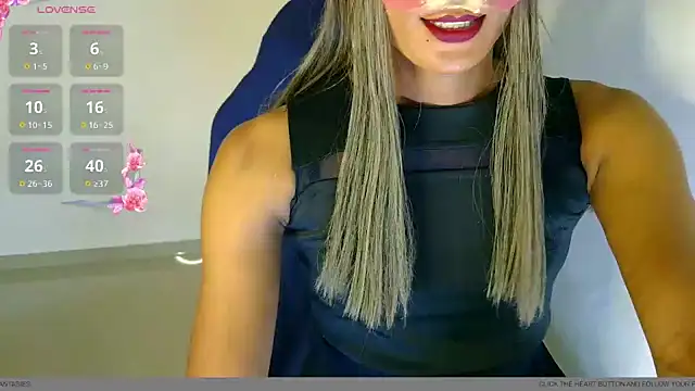 Snapshot of DARK_FANTASIES__ chatting on October 6, 10:03 pm DARK FANTASIES   online show from October 6, 10:03 pm