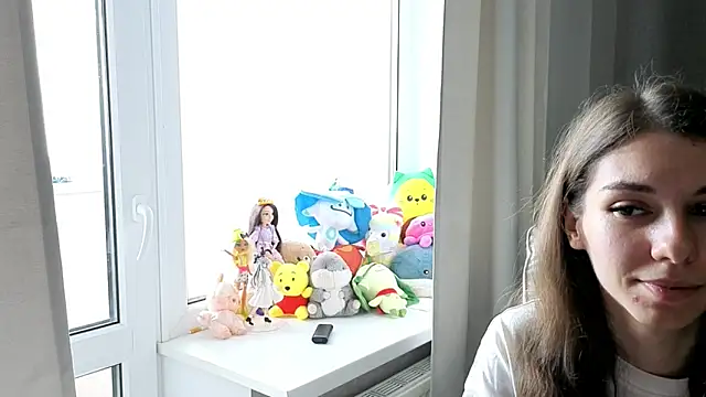 KellyShines online show from April 9, 12:21 pm