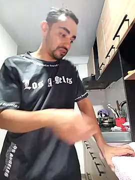 stivenlujan69 online show from February 14, 1:40 am