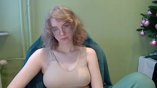 juicyPenny online show from February 6, 7:56 am