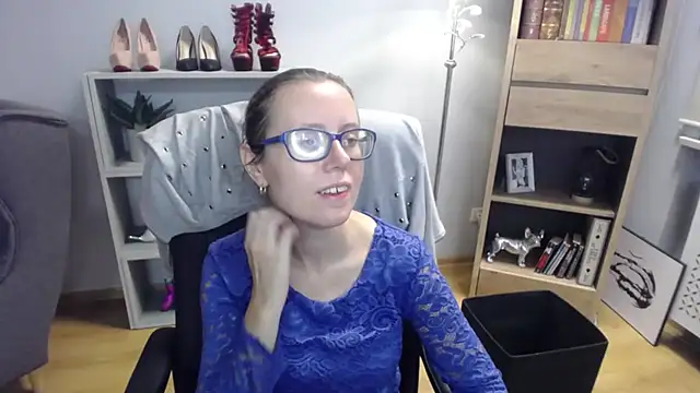 sweetxLizzy online show from October 23, 4:40 am