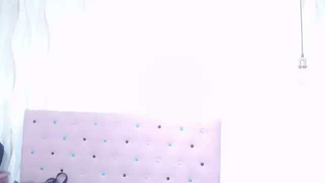 Naomi Braunx online show from June 19, 1:47 pm