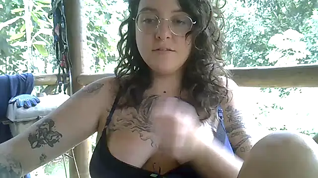 Blue Liz online show from November 17, 2:51 pm