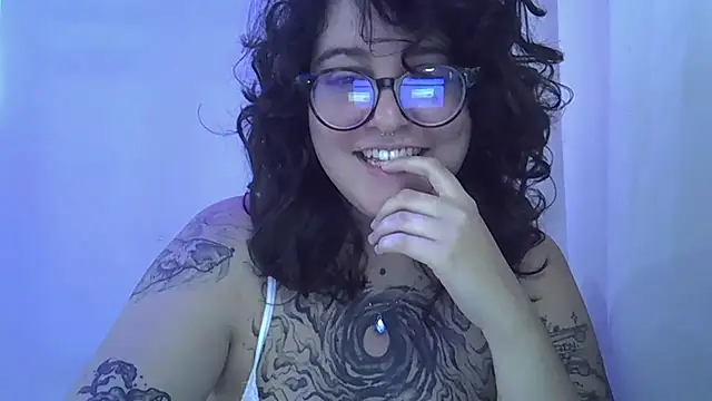 Blue Liz online show from September 12, 3:19 pm