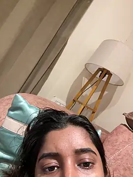 desitease online show from December 3, 12:18 pm