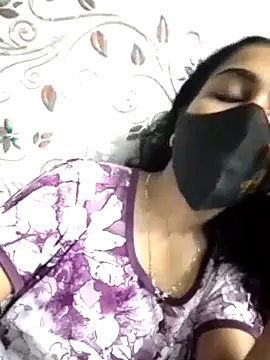 Zoya G online show from September 12, 12:45 pm