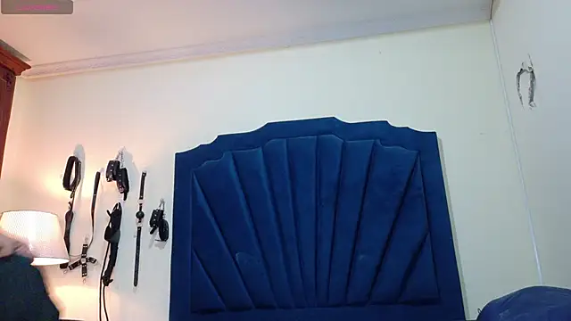 RoxyandAron2 online show from May 10, 12:51 pm