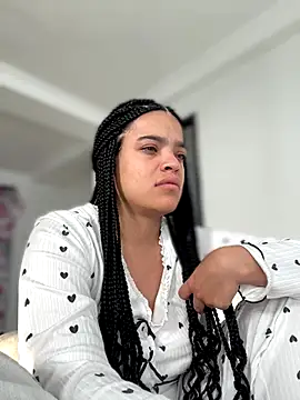 JuanitaMore01 online show from November 30, 8:24 pm