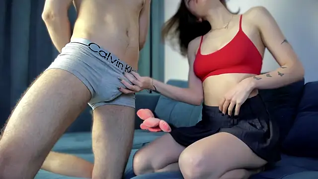 delannaspritzzz online show from December 4, 6:48 am