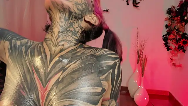 Snapshot of Nickidoll66- chatting on October 13, 7:22 am Nickidoll66- online show from October 13, 7:22 am