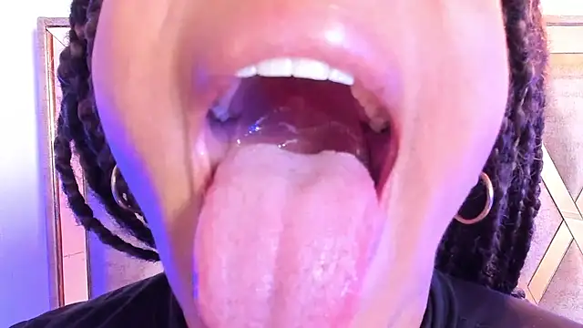 Katy ortiiz online show from December 1, 11:36 am