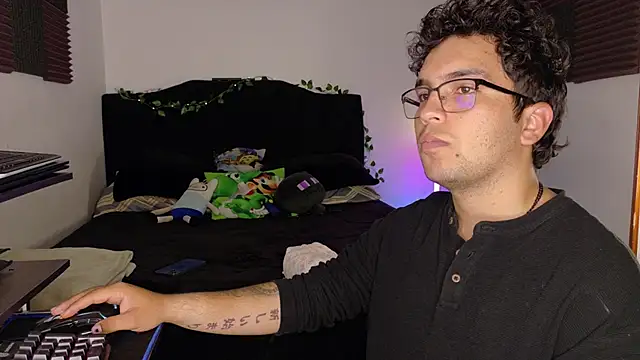 Conor Taylor online show from April 9, 2:44 pm