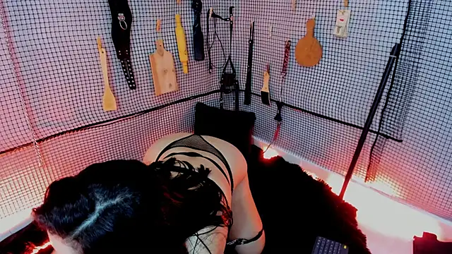 ariel bdsm online show from December 17, 11:36 am