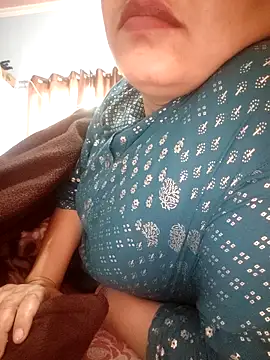 CUTE-PX online show from February 25, 5:17 am