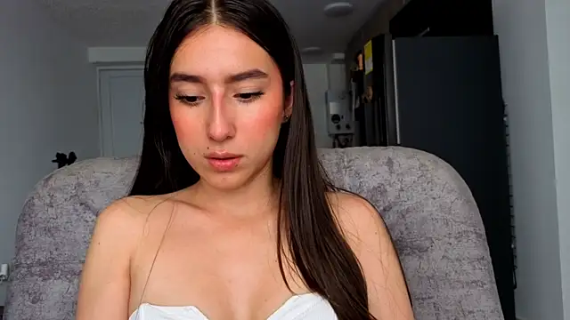 Adhara Kitten online show from July 4, 2:13 pm