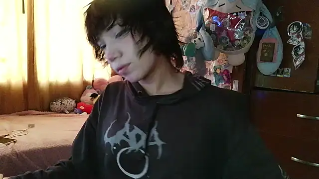 Terraelowen online show from April 18, 4:20 pm