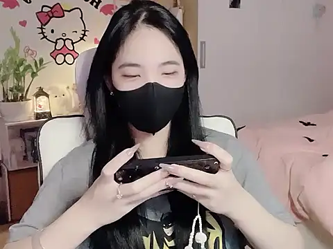 keelinnn19 online show from January 7, 6:00 pm