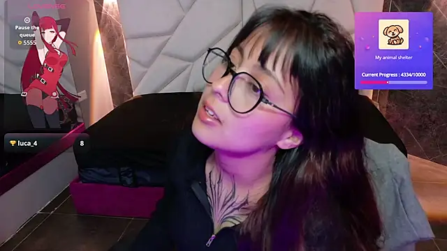 sophiaa 7 online show from September 22, 12:47 pm