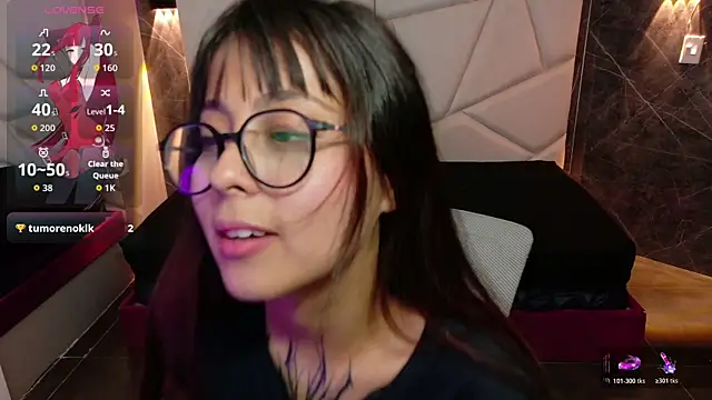 sophiaa 7 online show from October 20, 1:25 pm