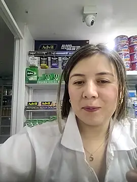 Sophie del Castillo online show from December 16, 1:44 am