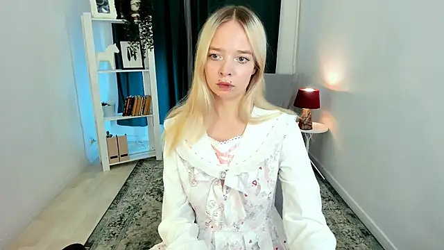 BellaMontgomery online show from July 15, 10:36 pm