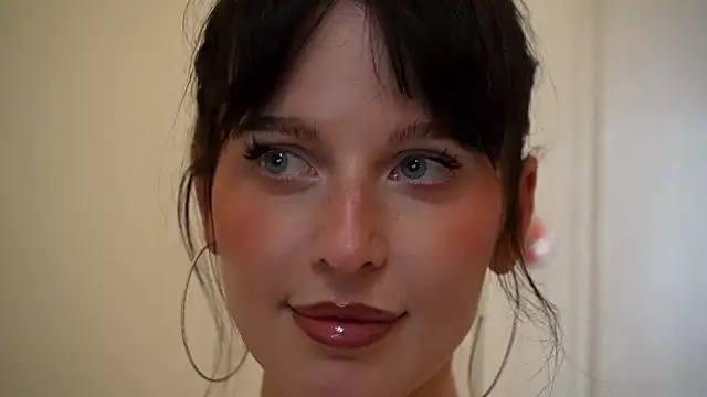 ellaa91 online show from December 2, 12:29 pm