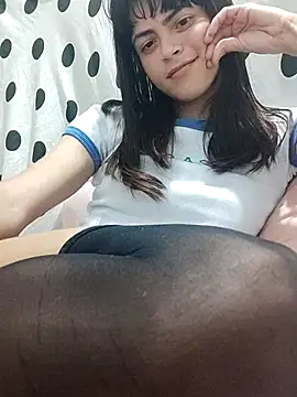 Strawberry kawaii online show from July 13, 1:28 am