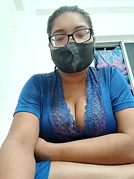 Elie couple143 online show from November 1, 6:56 pm