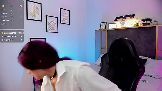 Azurra amatto2 online show from February 18, 9:36 pm