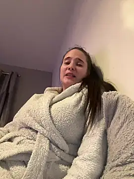 LollyLove  online show from March 5, 9:43 pm