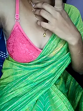 Snapshot of Nidhi_lovely chatting on October 17, 1:53 am Nidhi lovely online show from October 17, 1:53 am