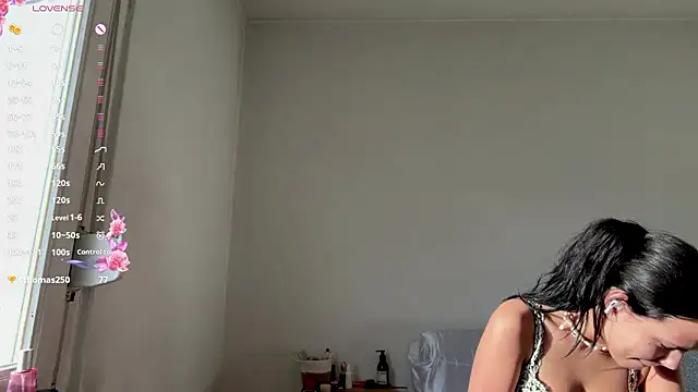 MaydaCornwall online show from March 1, 3:12 pm