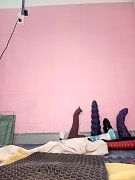 Rose 194 online show from December 2, 2:52 pm