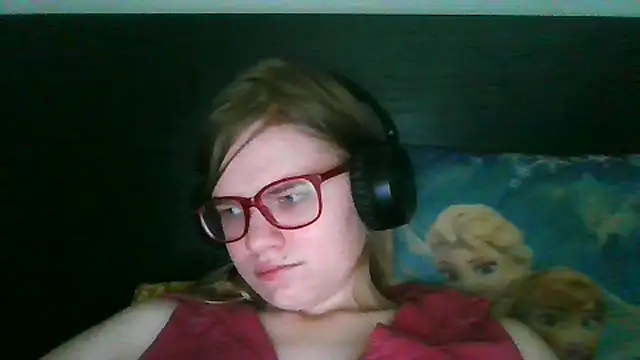 Moonolighta online show from September 24, 9:52 am