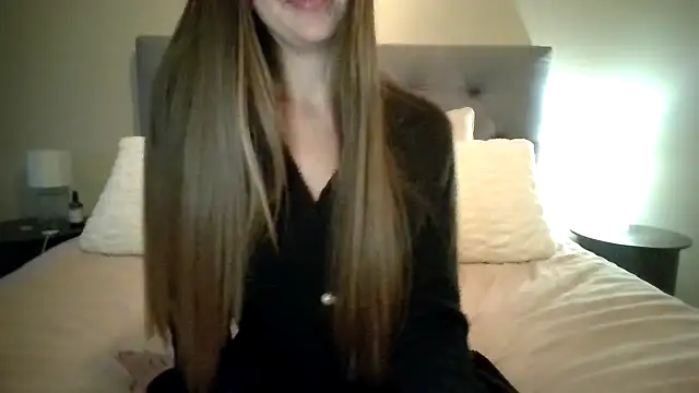 TaylorWest62 online show from October 26, 3:18 pm